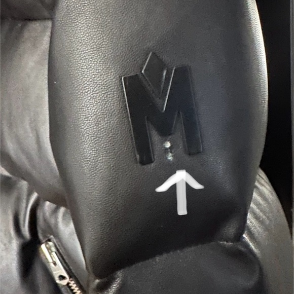 Mackage black Leather winter bomber jacket. Size small - Picture 7 of 7